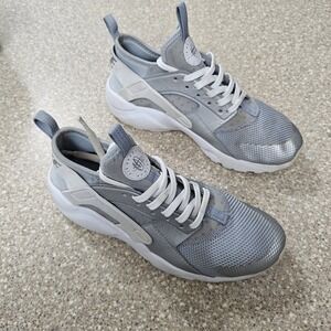NIKE HUARACHE RUN ULTRA GS 6Y Metallic Silver